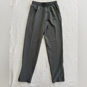 DSG Athletic Fit Tapered Gray Zippered Leg Pants NWT Men’s Size Small S